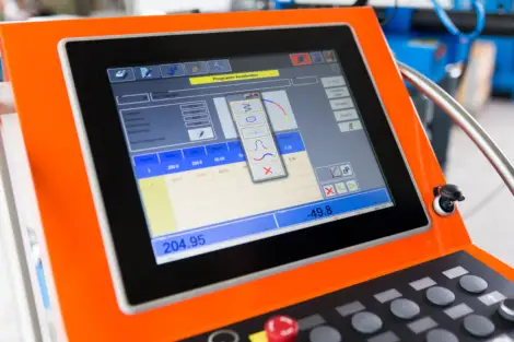 PBT PC400 – Steuerung für Profilbiegemaschinen – Detail